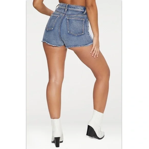 NWT PLT Blue High Waisted Denim Shorts - Picture 2 of 7